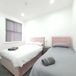 Dysa Banks Apartment